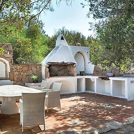 Le Di Capriccioli Hotel 4*