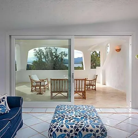 Le Di Capriccioli 4* Arzachena